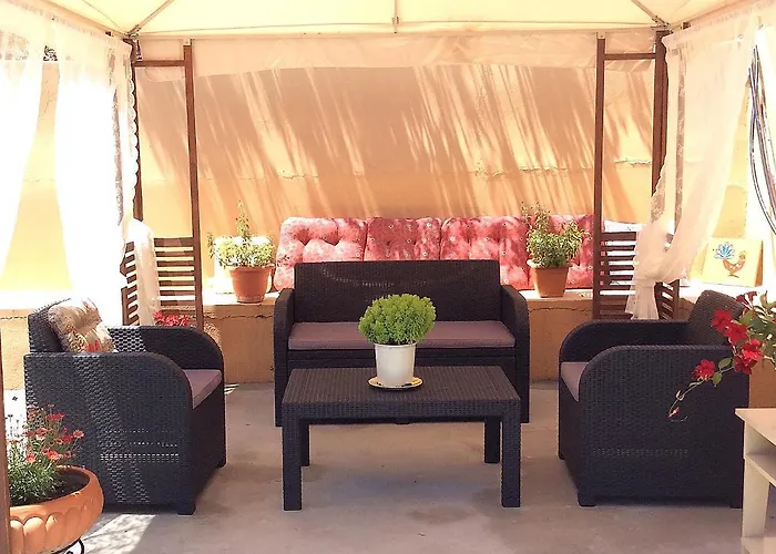 Mihaila Seaside: 2 Bedroom Kefalonia Holiday home