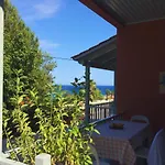 Mihaila Seaside: 2 Bedroom Kefalonia Hébergement de vacances