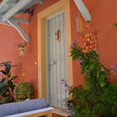 Hébergement de vacances Mihaila Seaside: 2 Bedroom Kefalonia Spartià