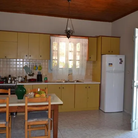 Mihaila Seaside: 2 Bedroom Kefalonia Hébergement de vacances Spartià